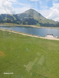 Filzalmsee in Brixen im Thale in beiden Seen kann man schwimmen.