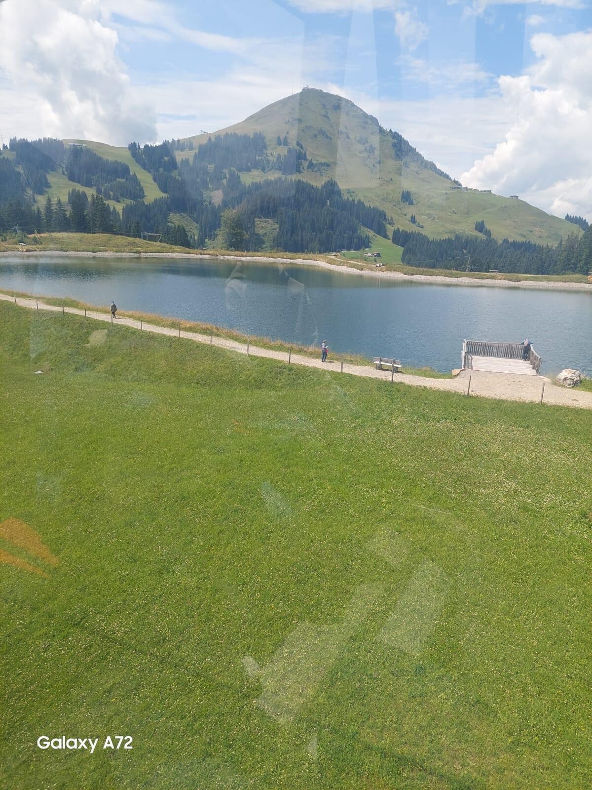 Filzalmsee in Brixen im Thale in beiden Seen kann man schwimmen.