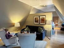 Jr suite