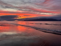 The beach nearby is stunning.
The bach is close to many parks and trails.