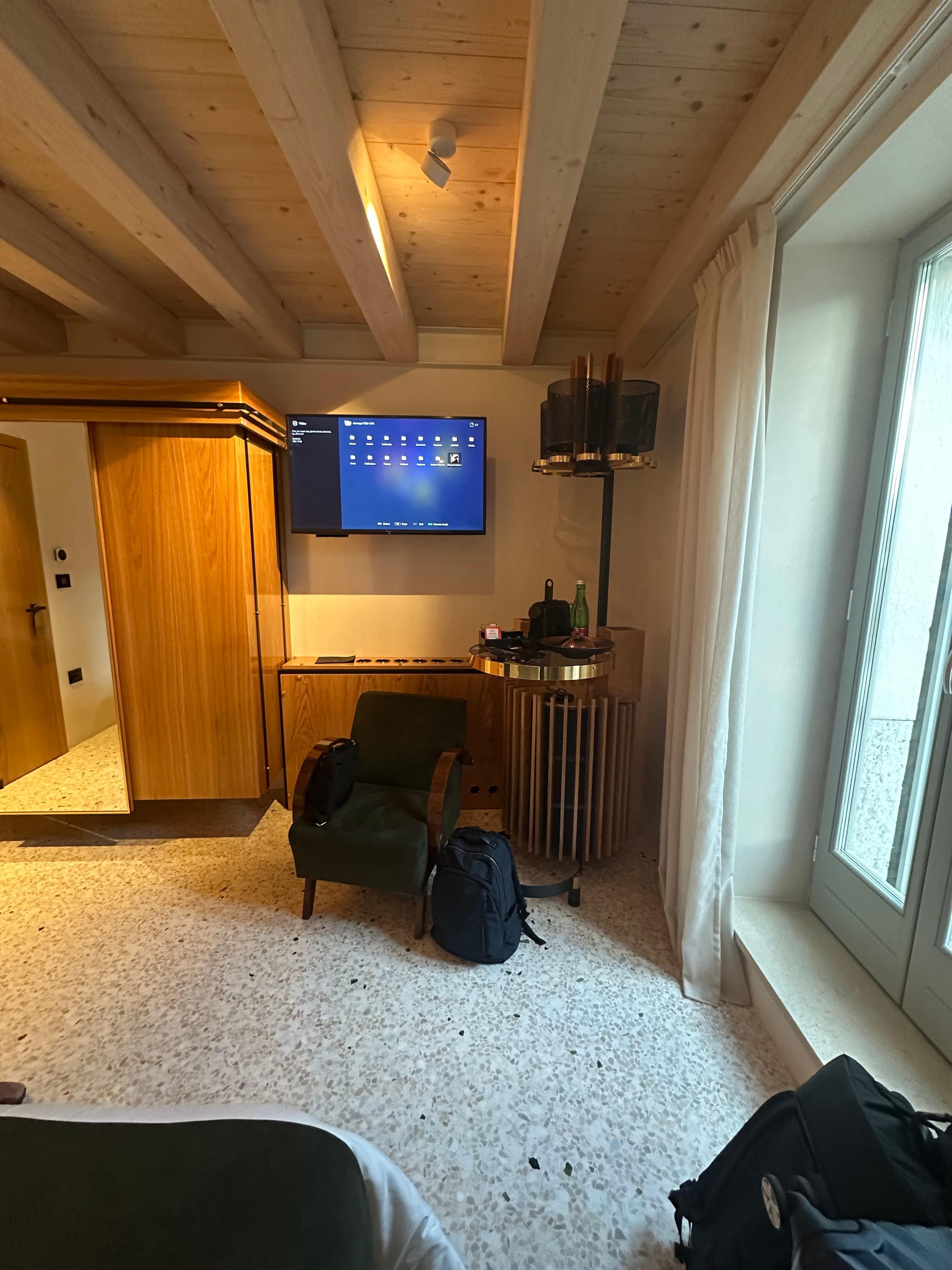 Small but elegant room with balcony