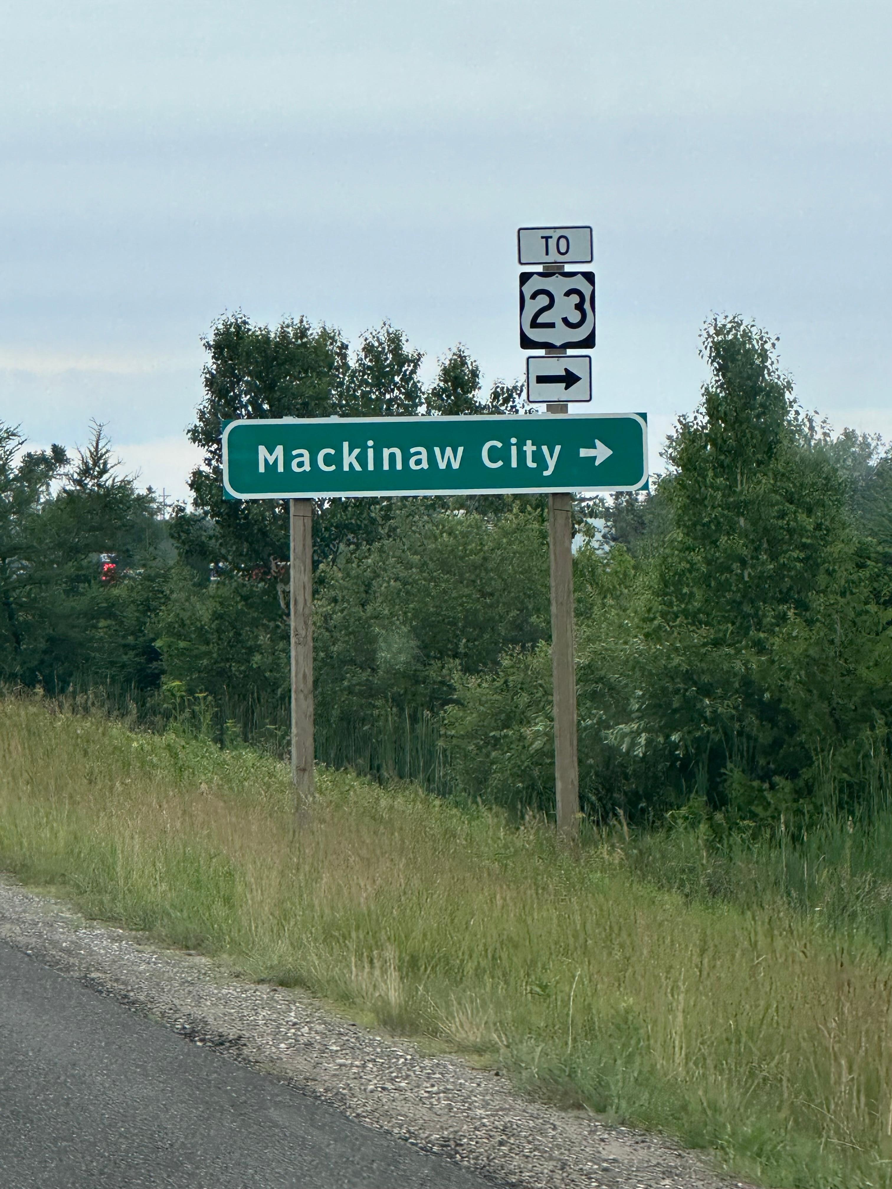 Entering mackinaw ciry