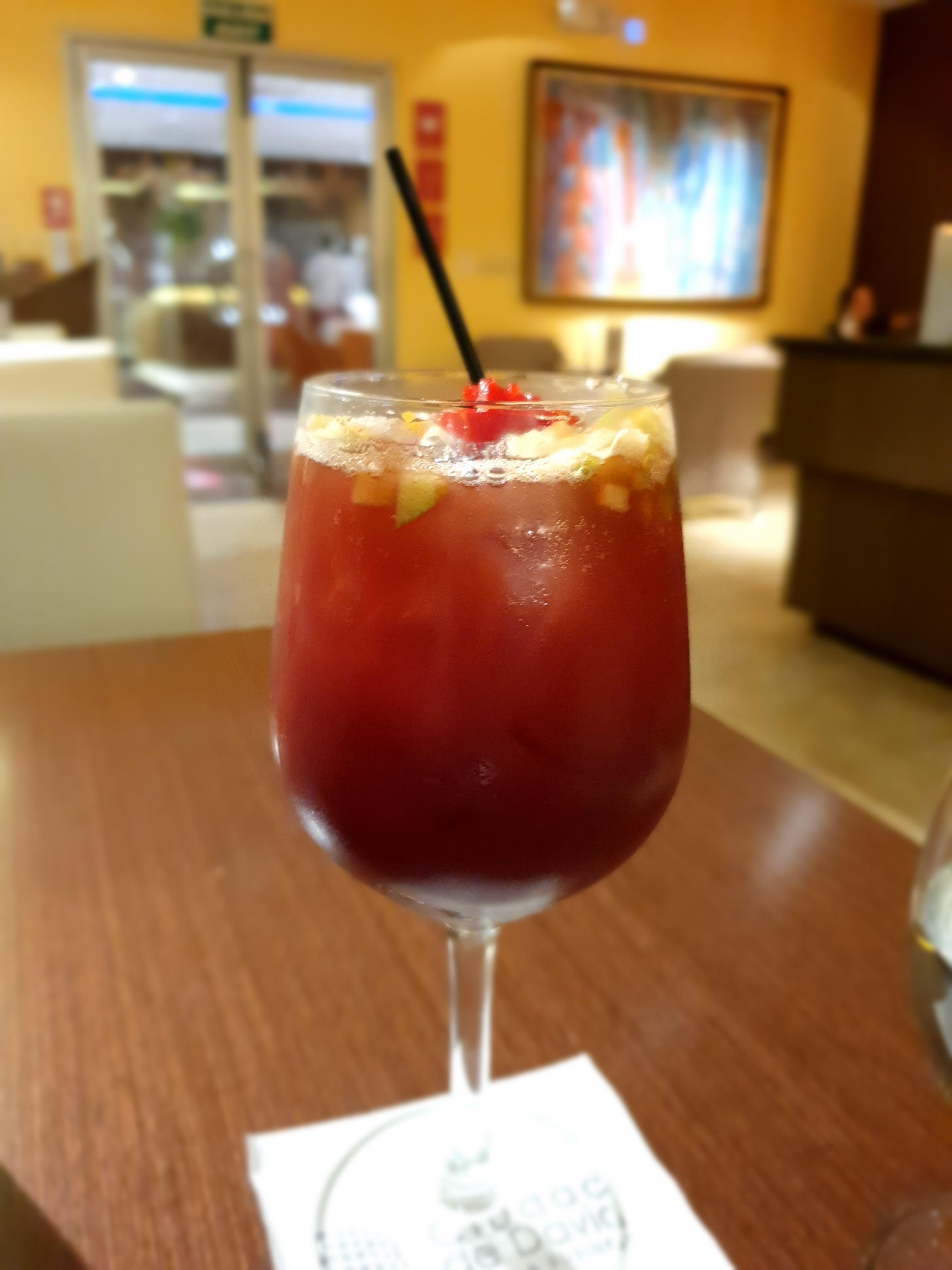 Sangria tinta (great cocktail menu)