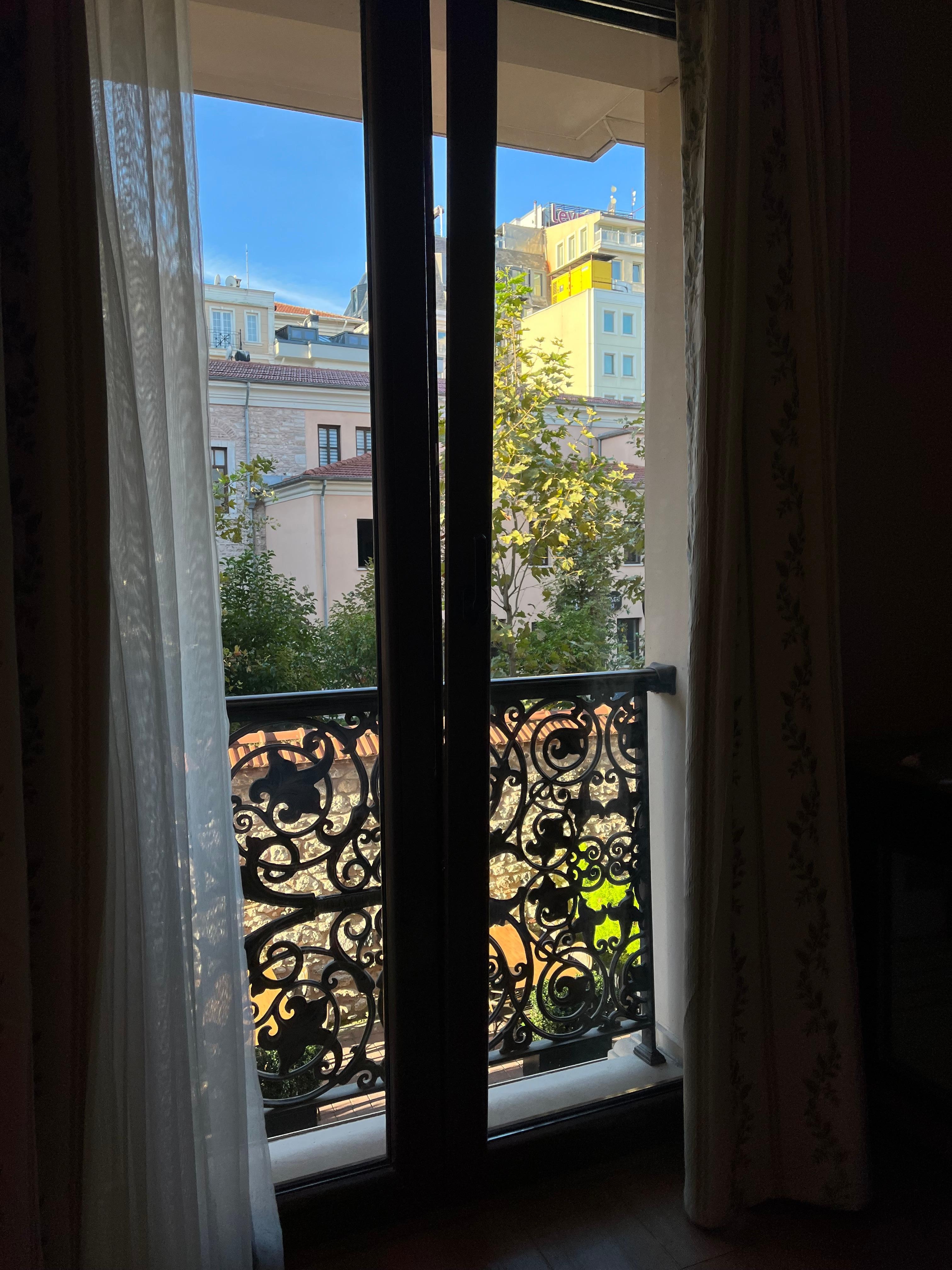 Room on the 1th floor
