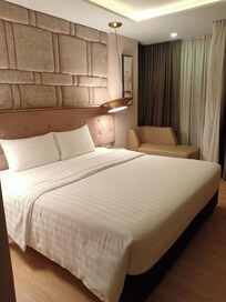 Nice and cozy Bed.