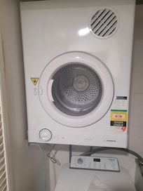 Dangerously installed drier UPSIDE DOWN