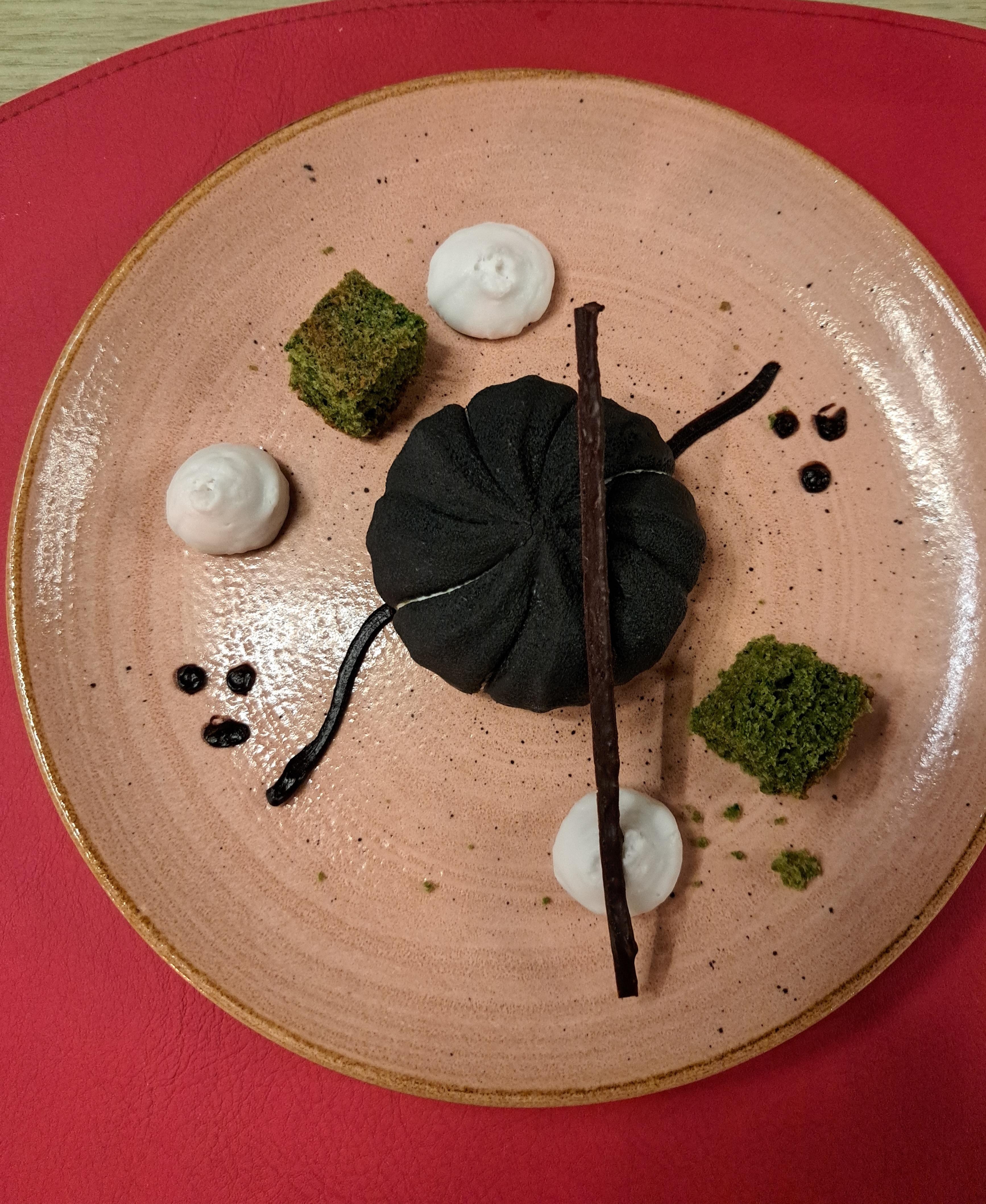Elegant dessert