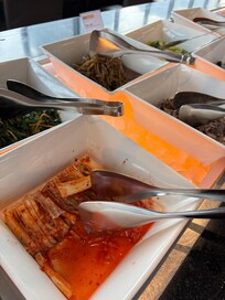 Frukosten var bra och prisvärd.