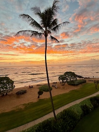 Sunrise from our A406 lanai.