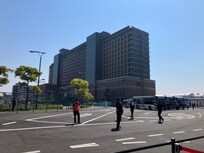 万博シャトルバス乗り場から