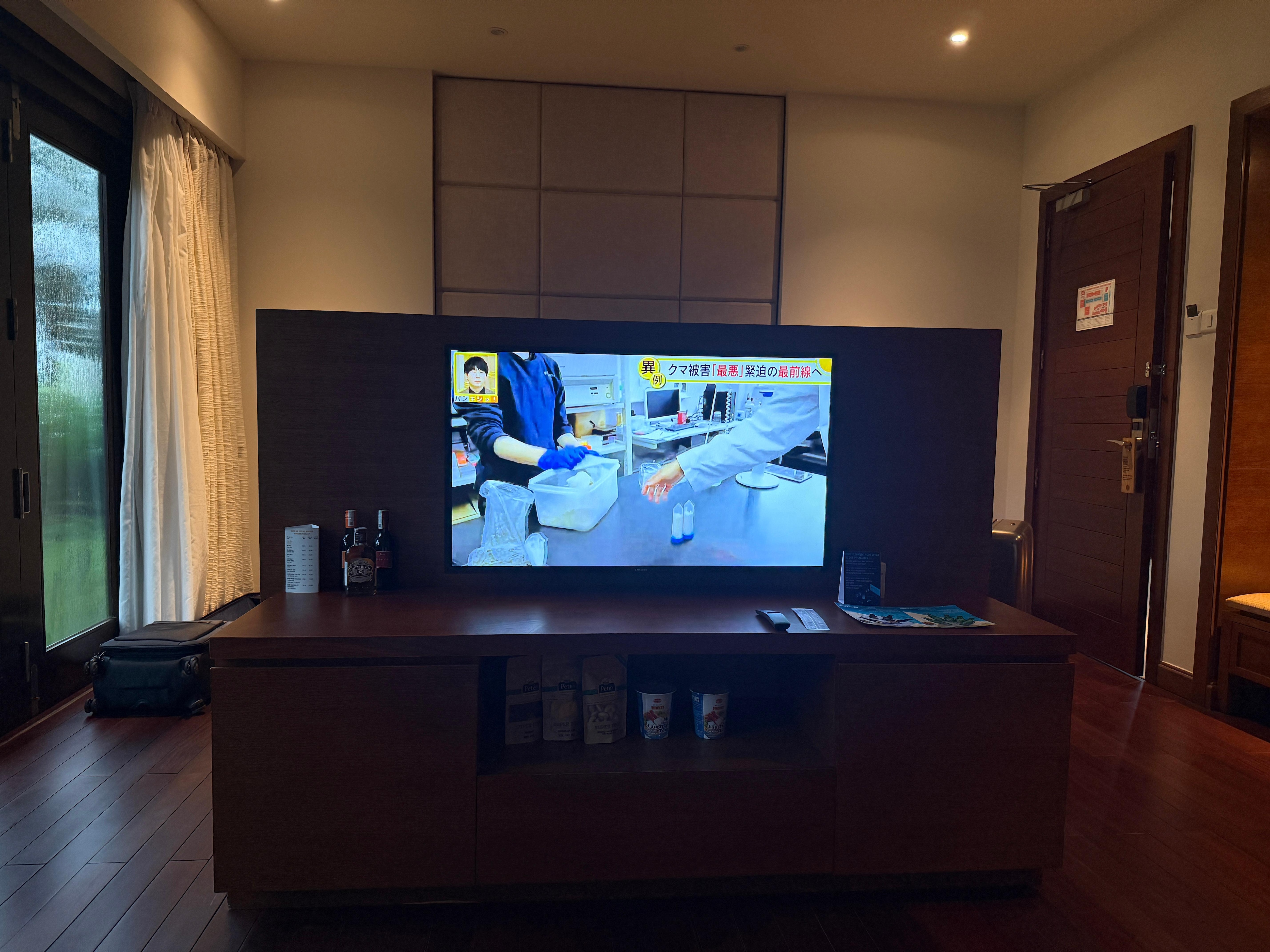 ベッドルームのTV