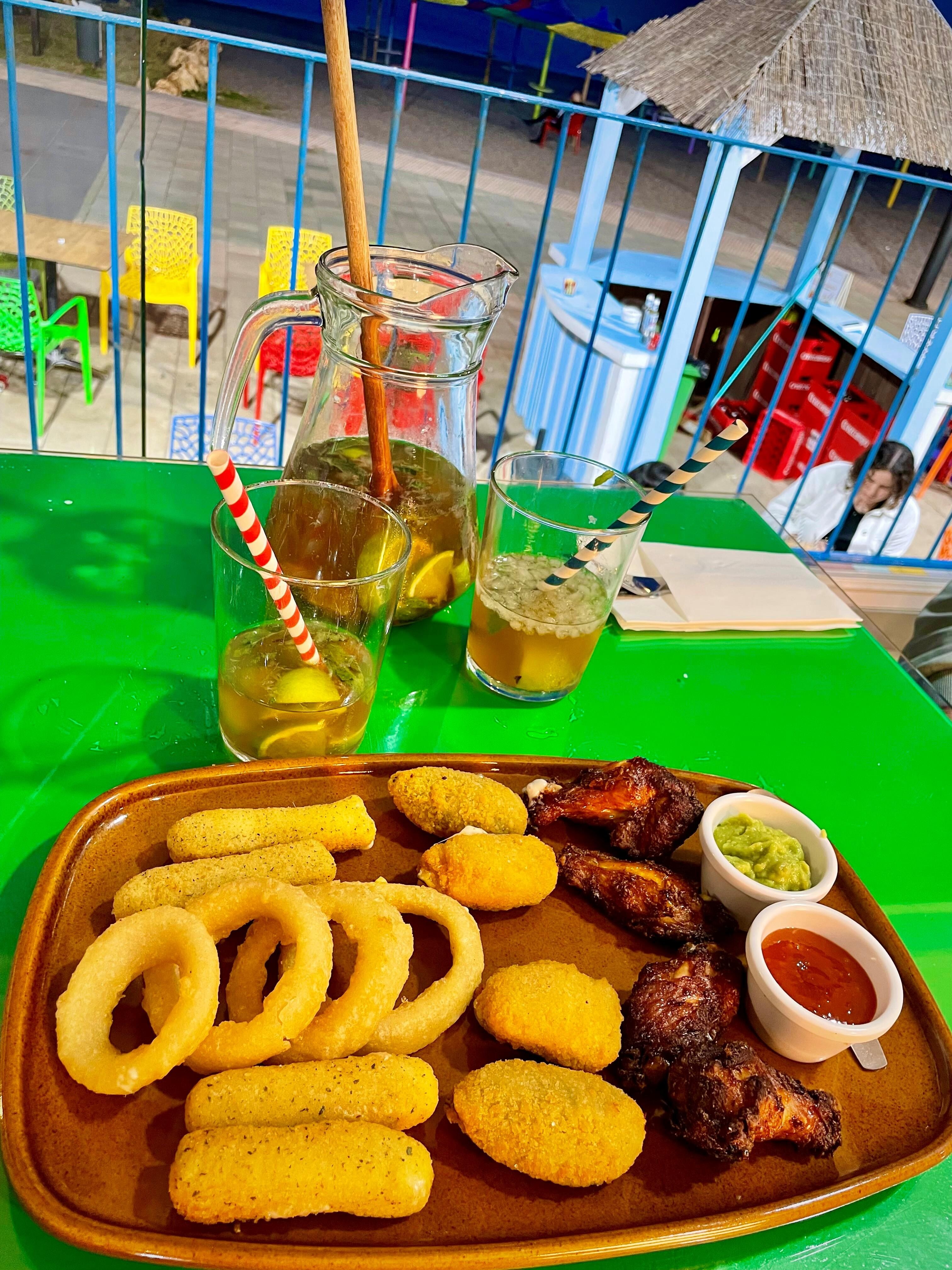 Tapas et Mojito (15€ le litre)