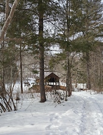 Covered bridge @Devils Hopyard State Park