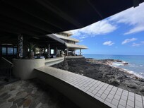 Restuarant on the ocean