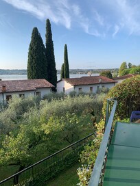 Blick vom Balkon oberes Stockwerk
