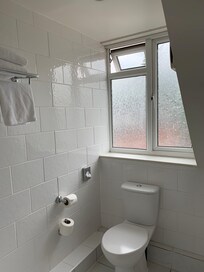 En suite bathroom in standard double room