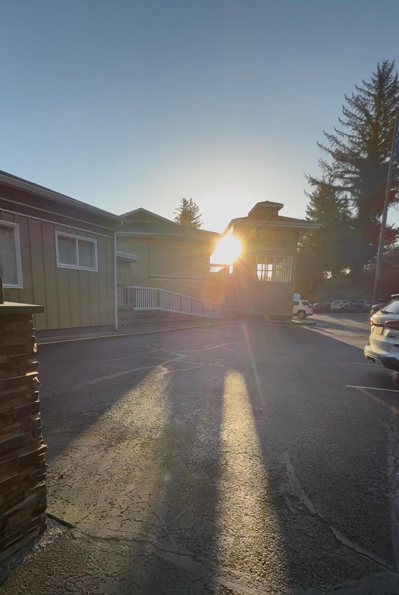 Right side of the inn 