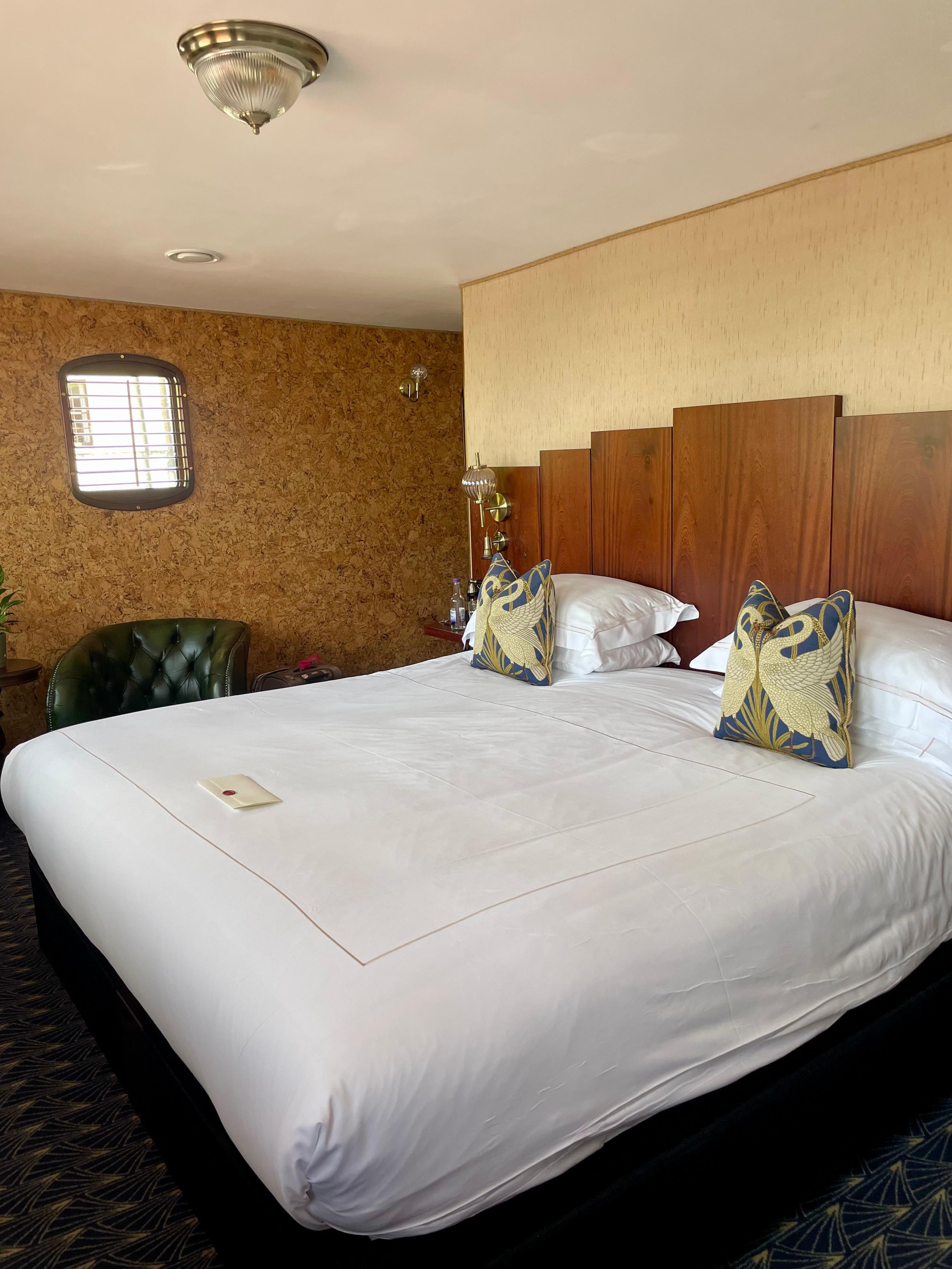 Comfy king bed