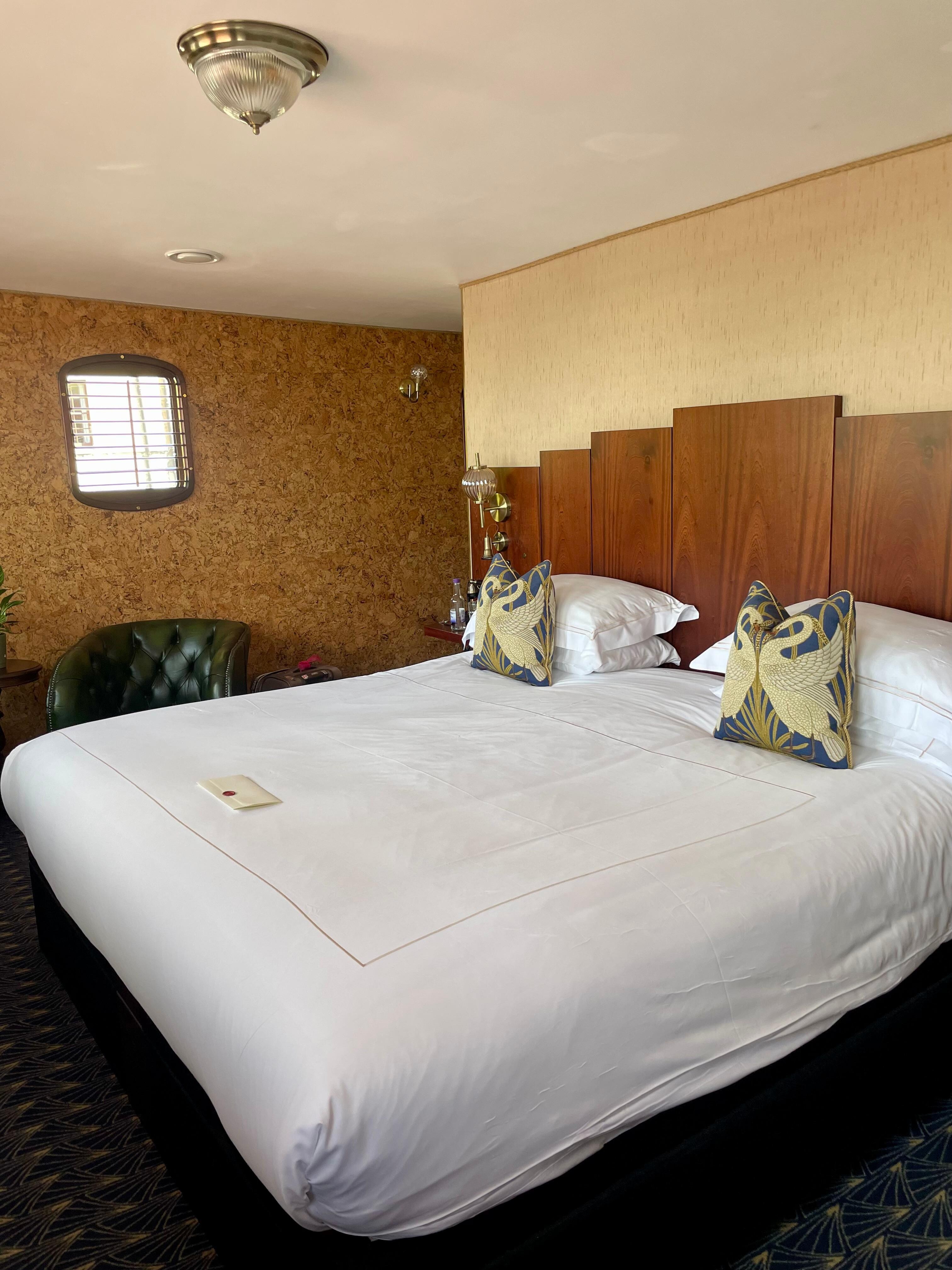 Comfy king bed