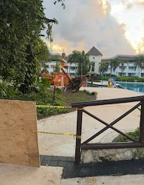 This is the kids pool area that was closed the entire time we were at the resort.