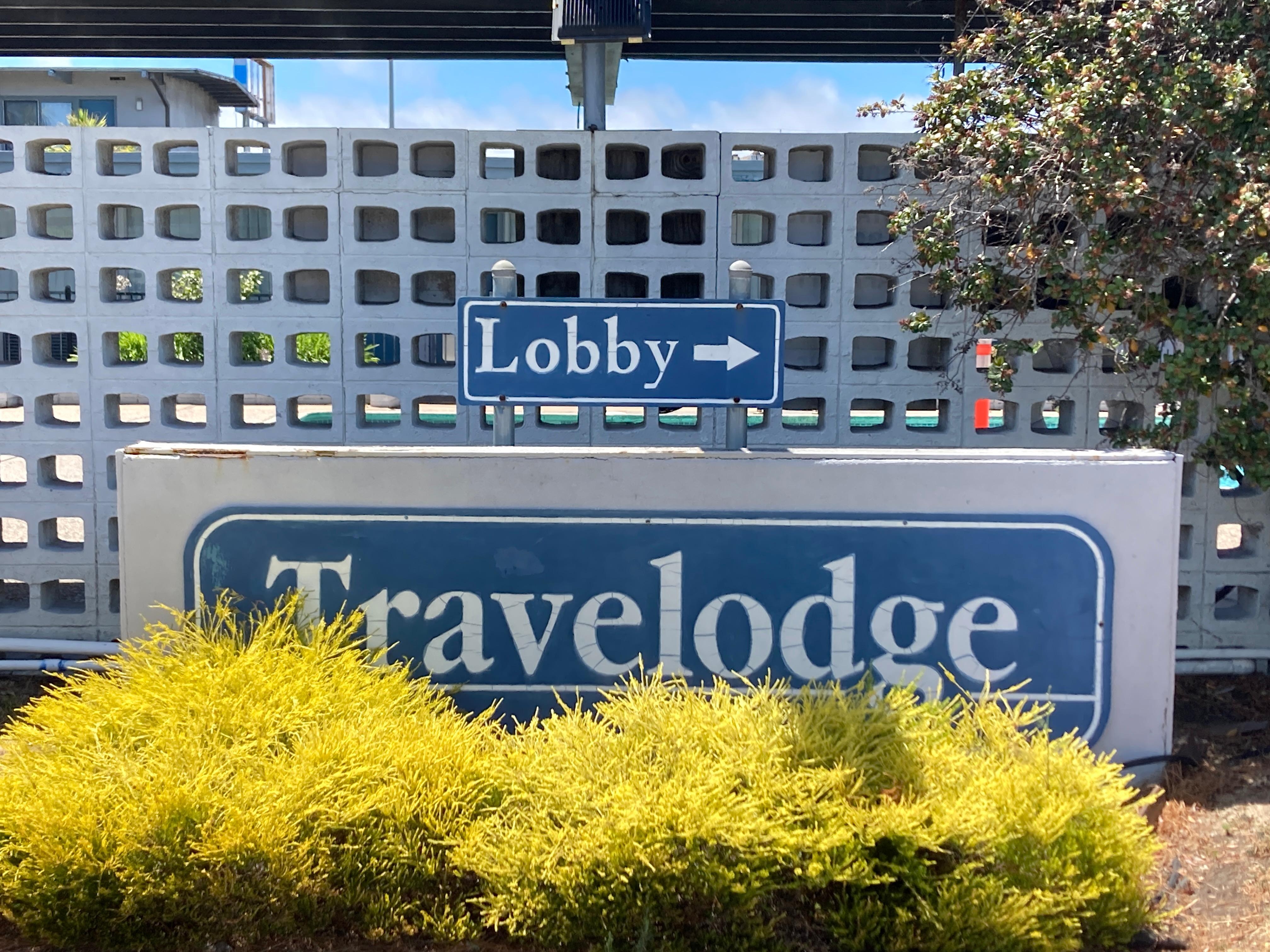 Travelodge Sign