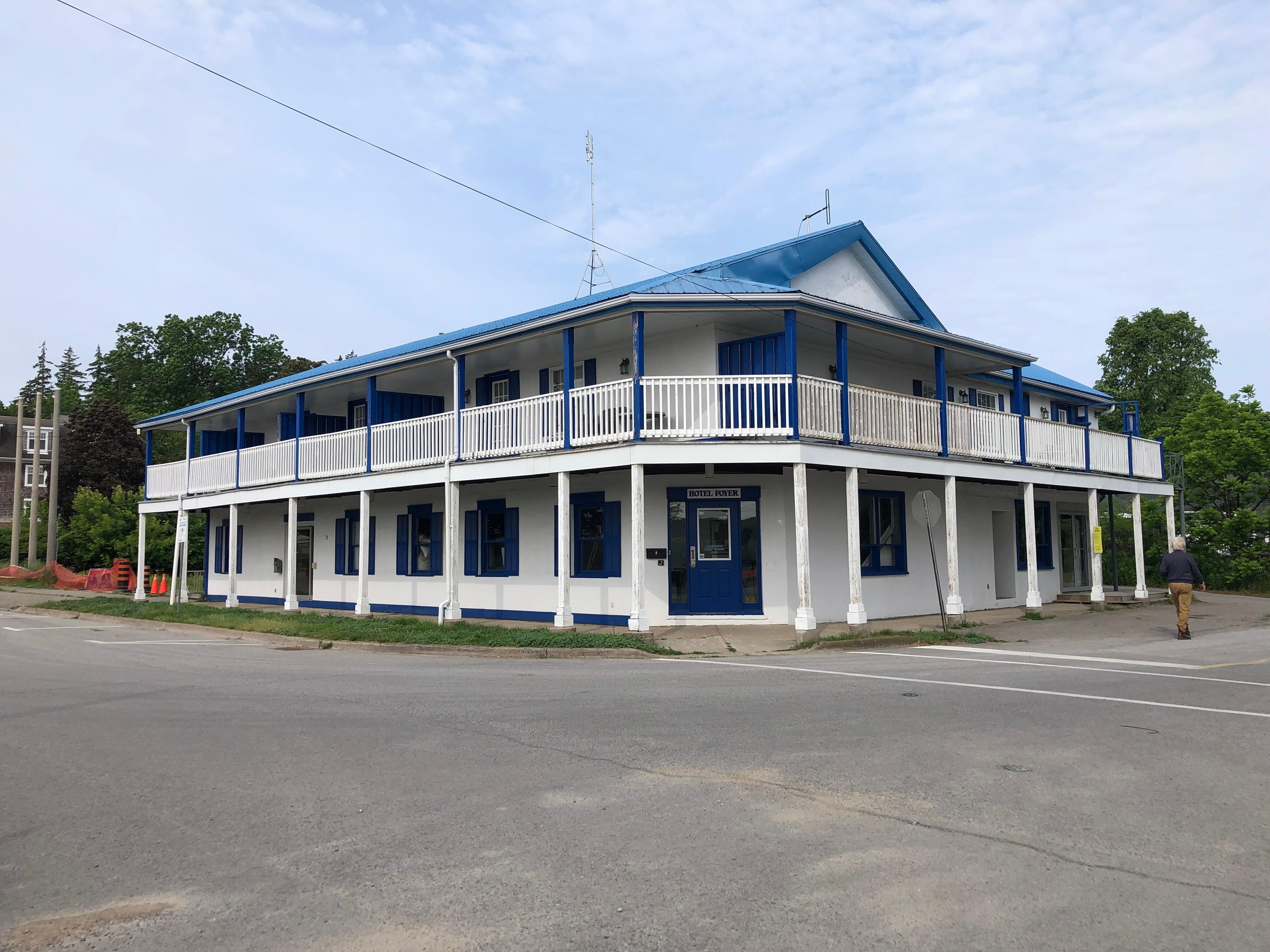 Building in vrbo was of the building year ago 