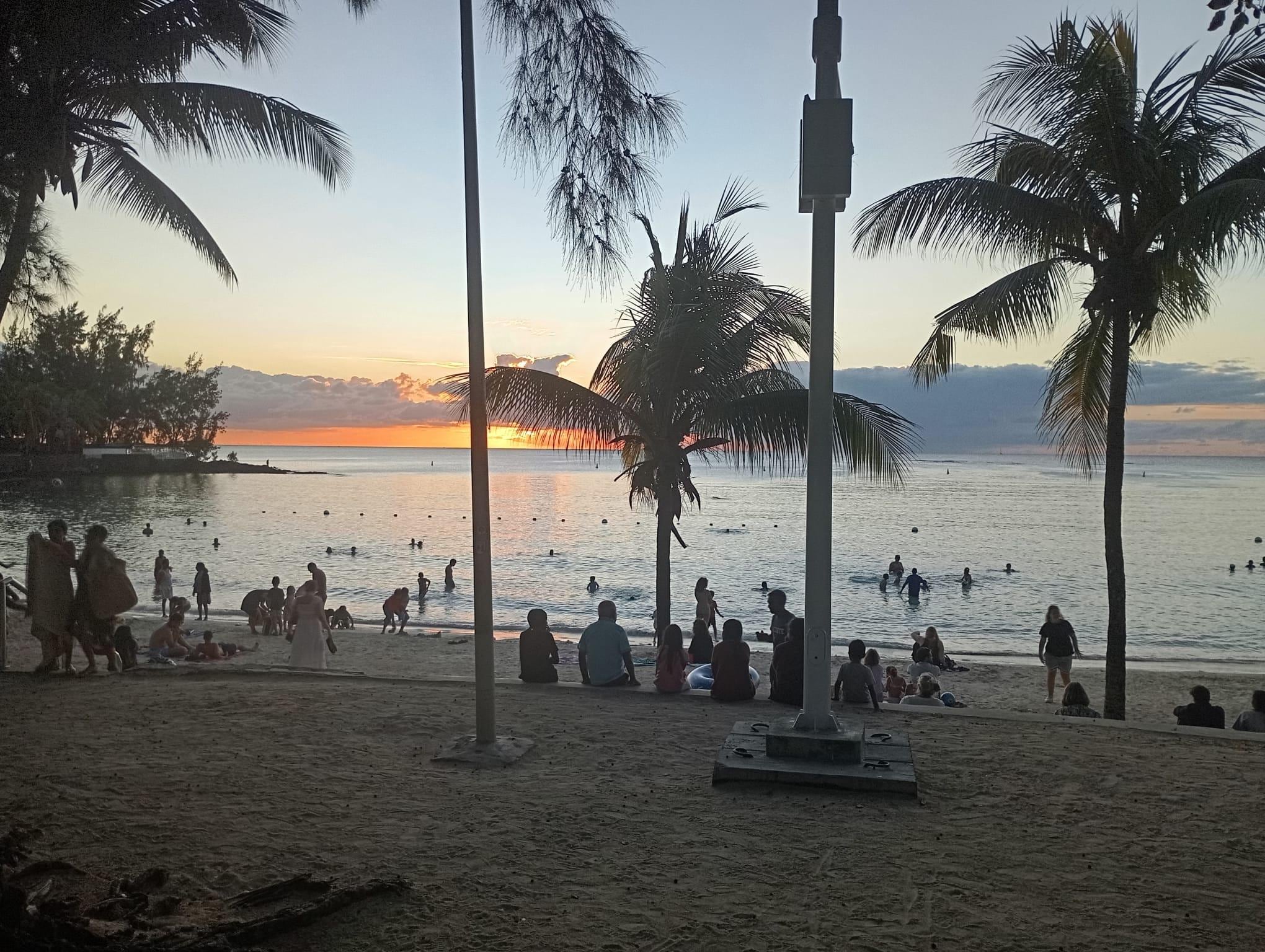 Sunset Peyrebere beach 