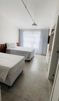O quarto era super amplo.