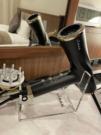 リファルームに置いてあったのと同じドライヤーです。