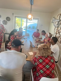 Large seating areas to enjoy meals together