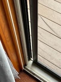 Screen door doesn’t close