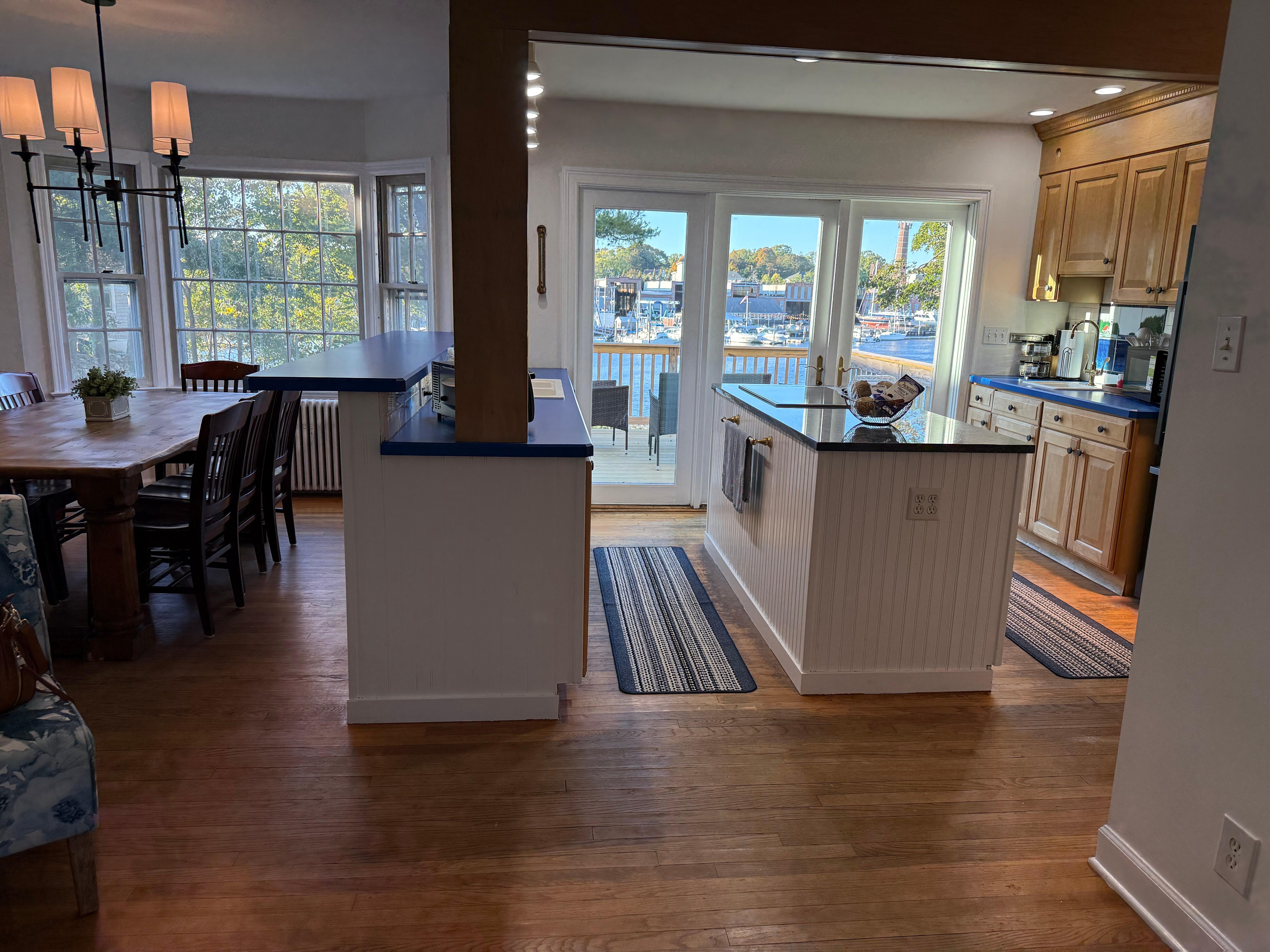 Welcoming kitchen with view!