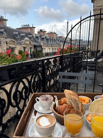Breakfast with a view!