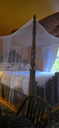 1 bed in Hawaiin room, there are 2 others, just as comfy