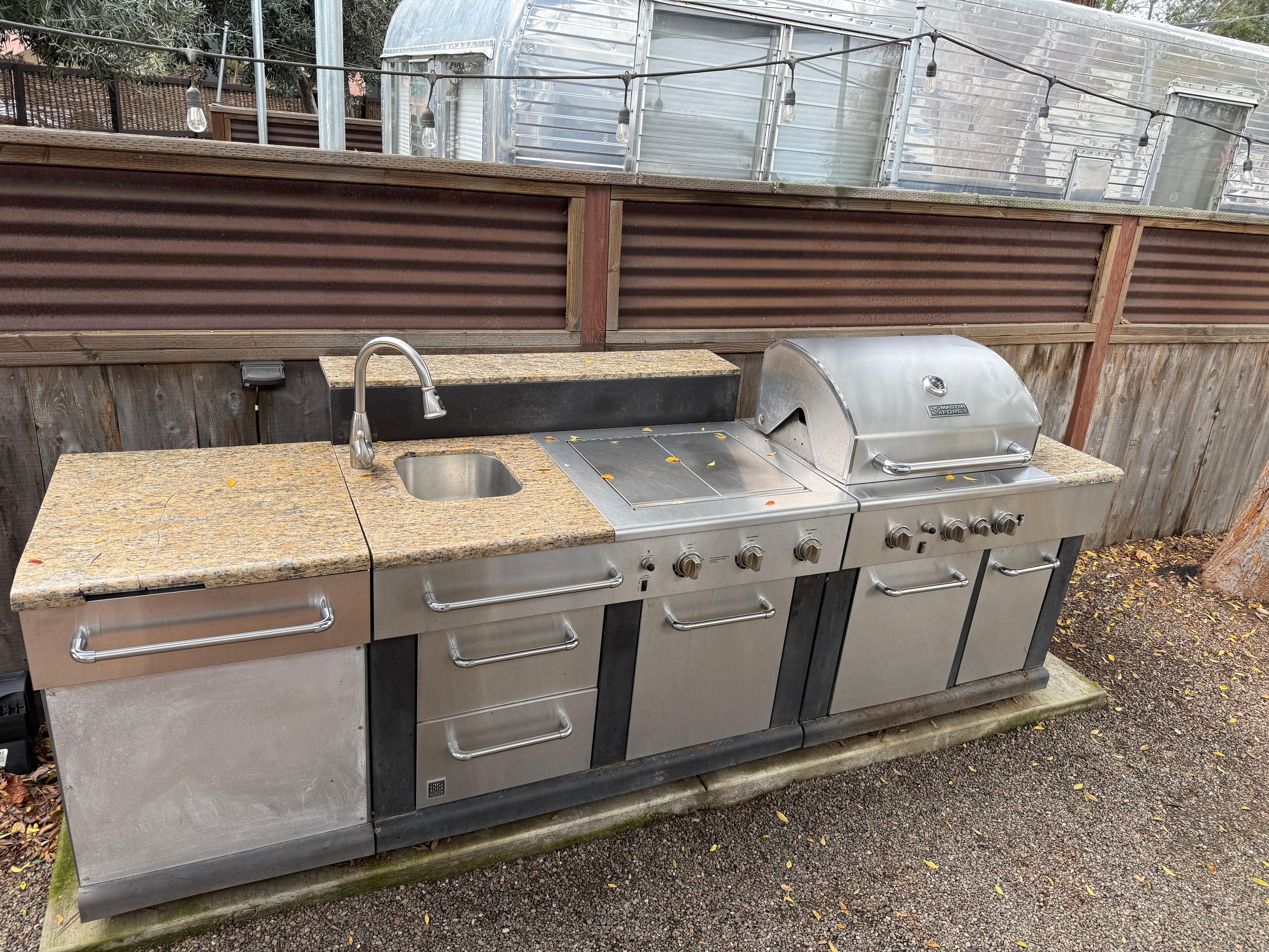 Outdoor kitchen