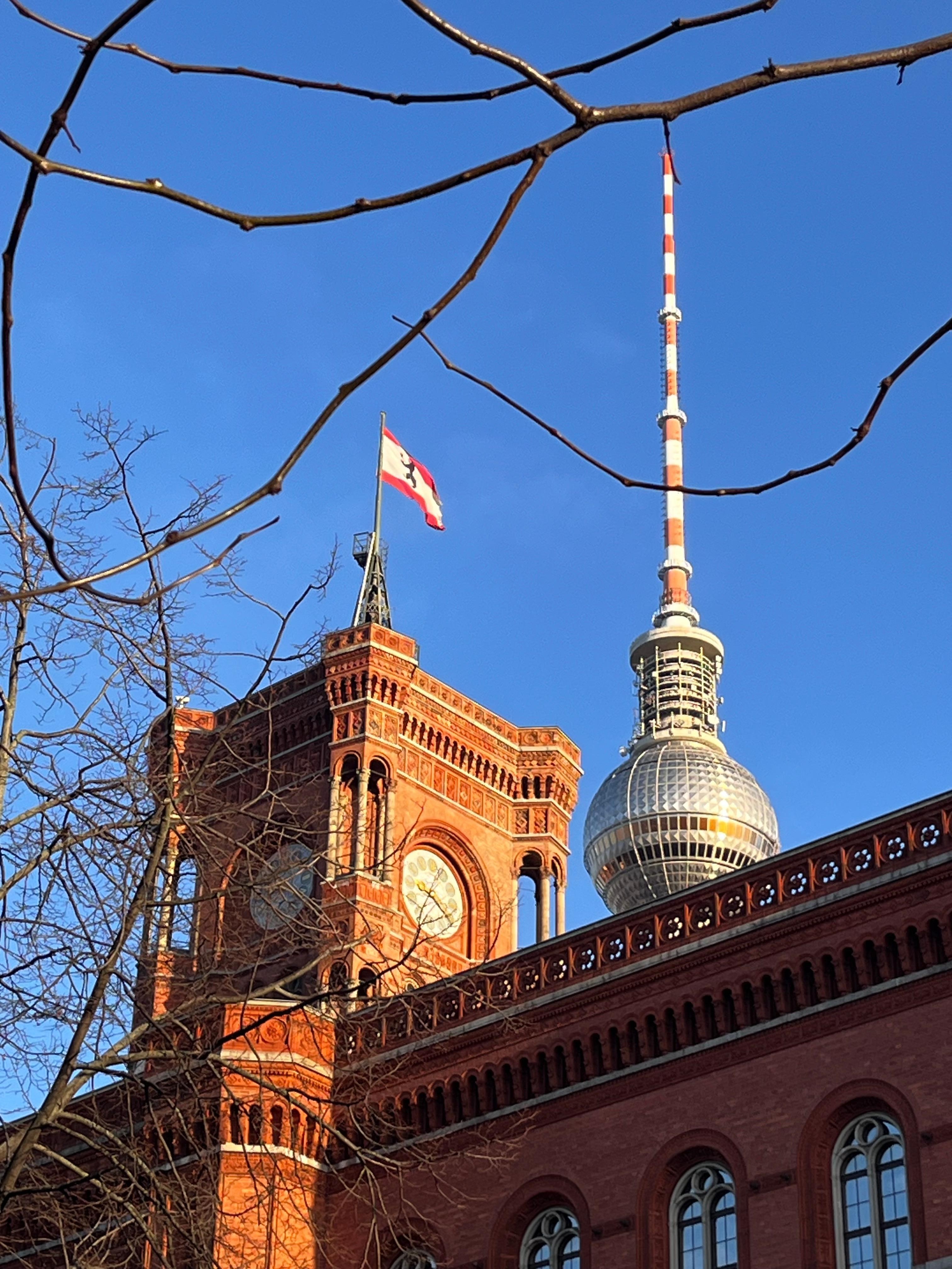 Rathaus snd TV tower nearby