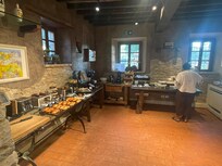 Frühstücksraum und das Buffet lässt keinen Wunsch offen