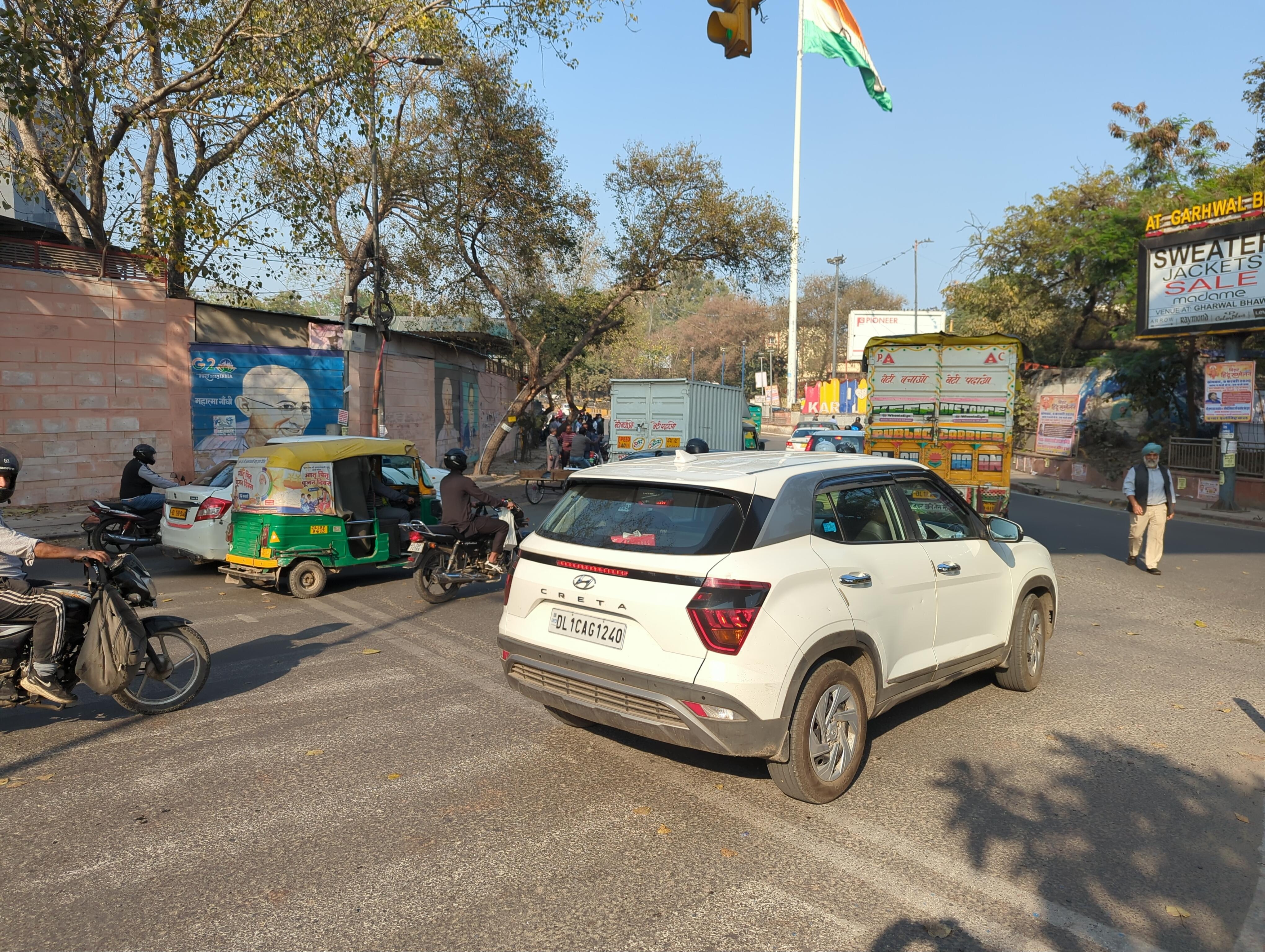 Intersection between hotel and metro