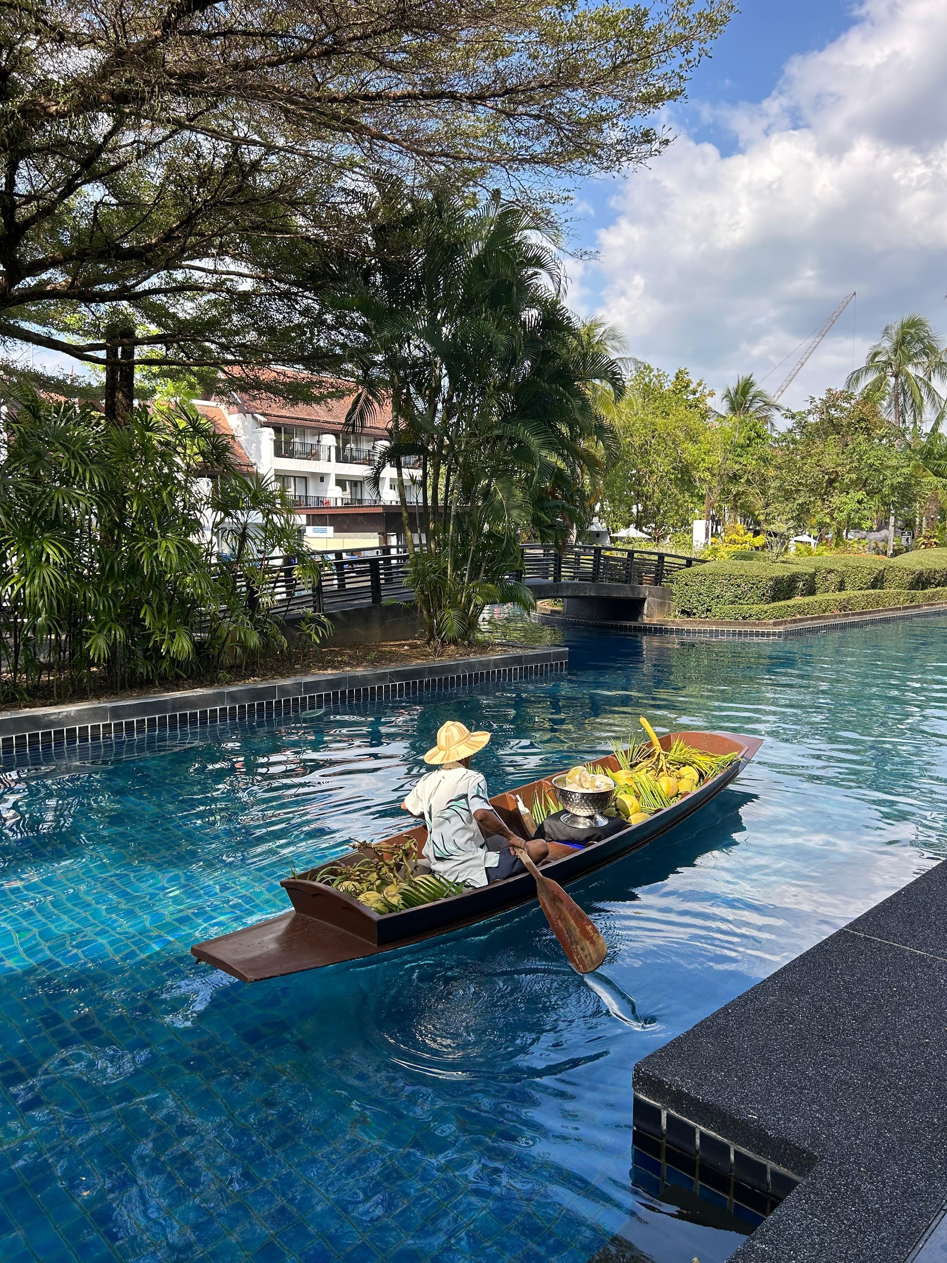For drinks on your terrace you can flag down the coconut boat or swim to one of the bars