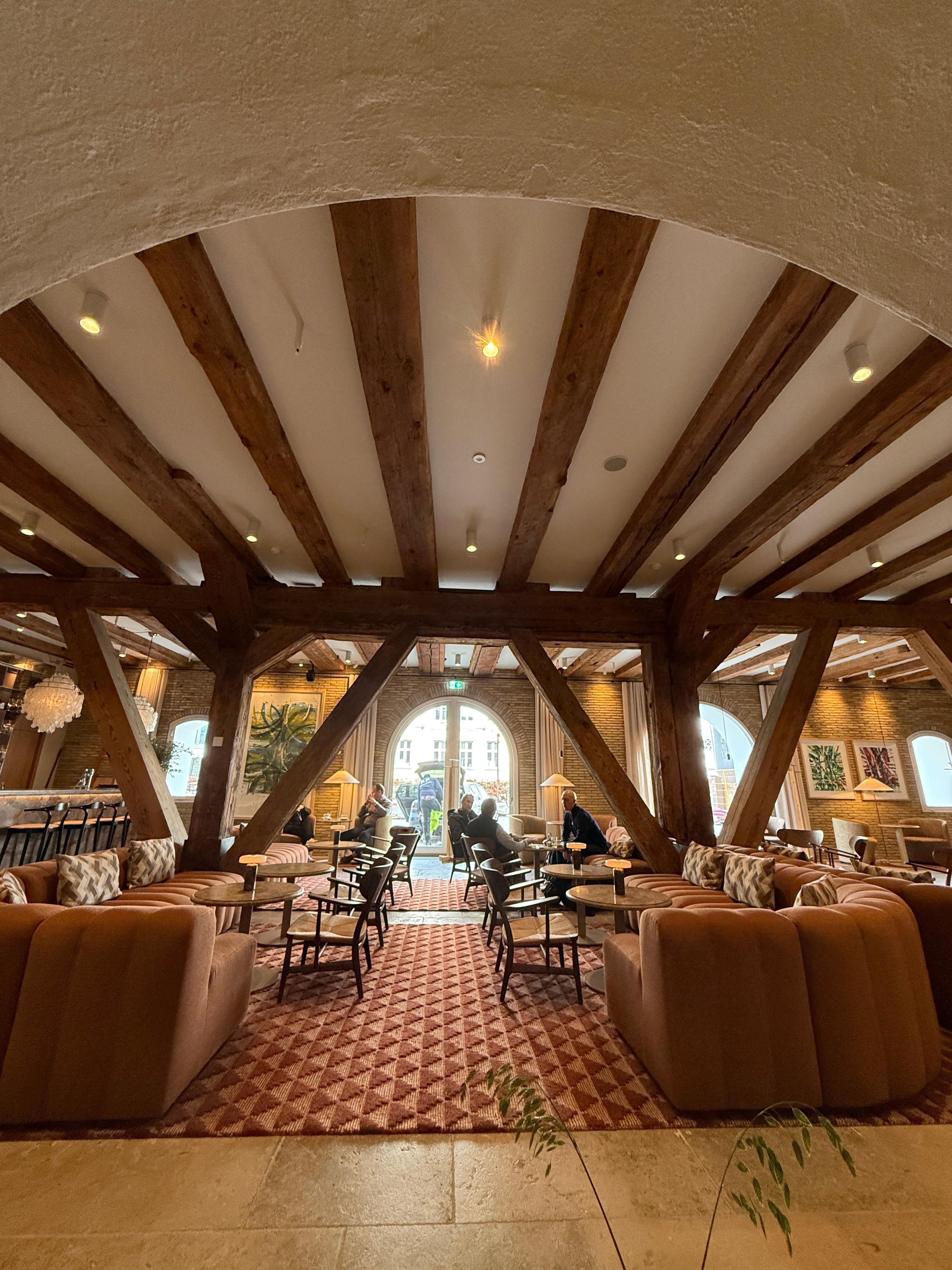 The lobby/bar is beautiful! 