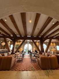 The lobby/bar is beautiful!