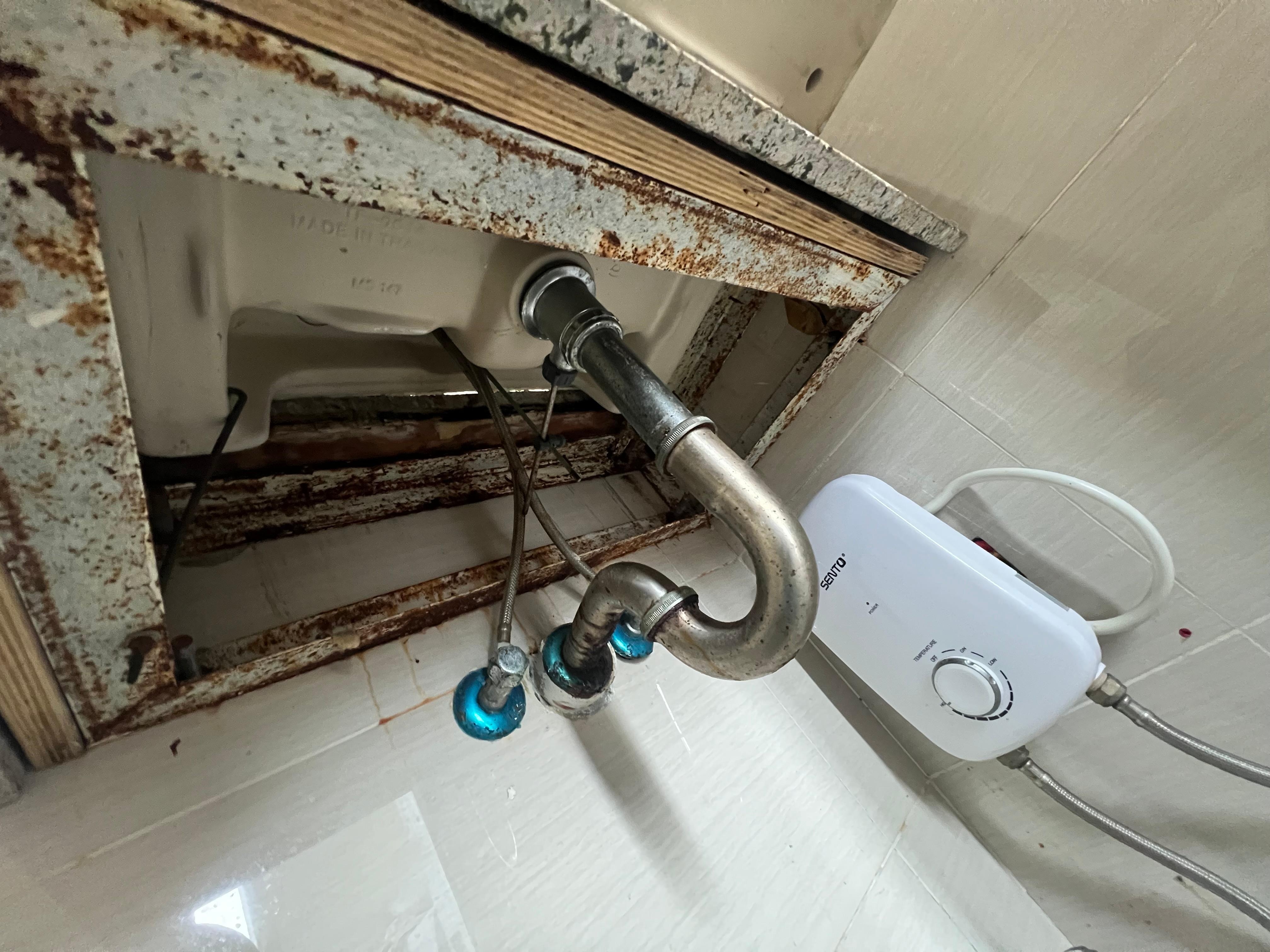 The only hot water heater that didn’t work! 