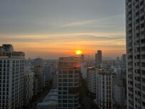 Couché de soleil de ma chambre, tu veux quoi plus