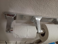 It didnt look like house keeping cleaned.