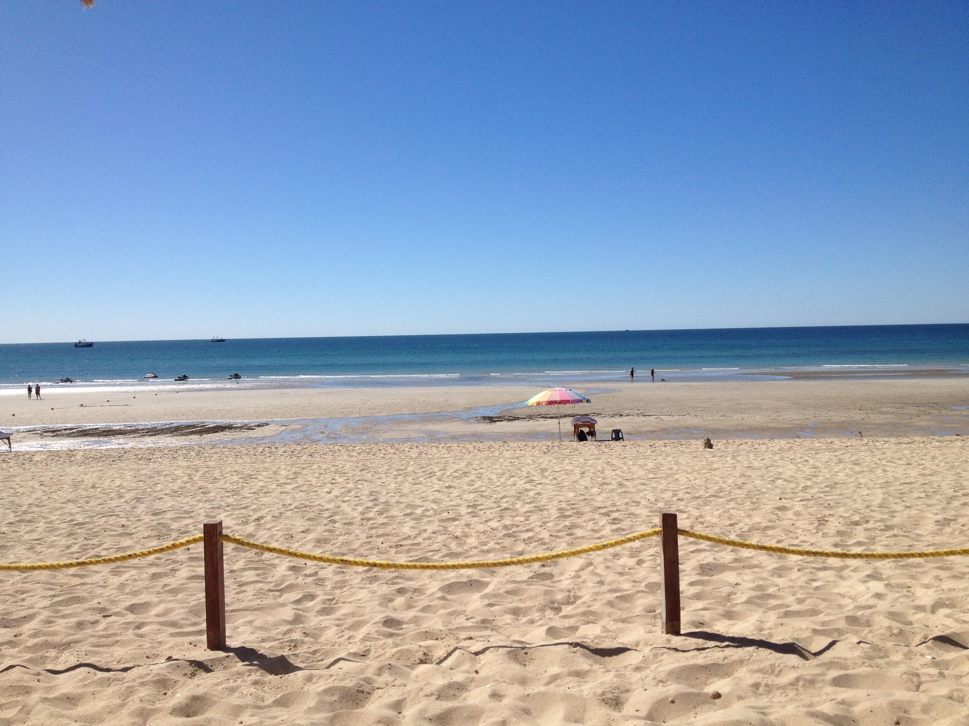 Beach 2 minutes from hotel room