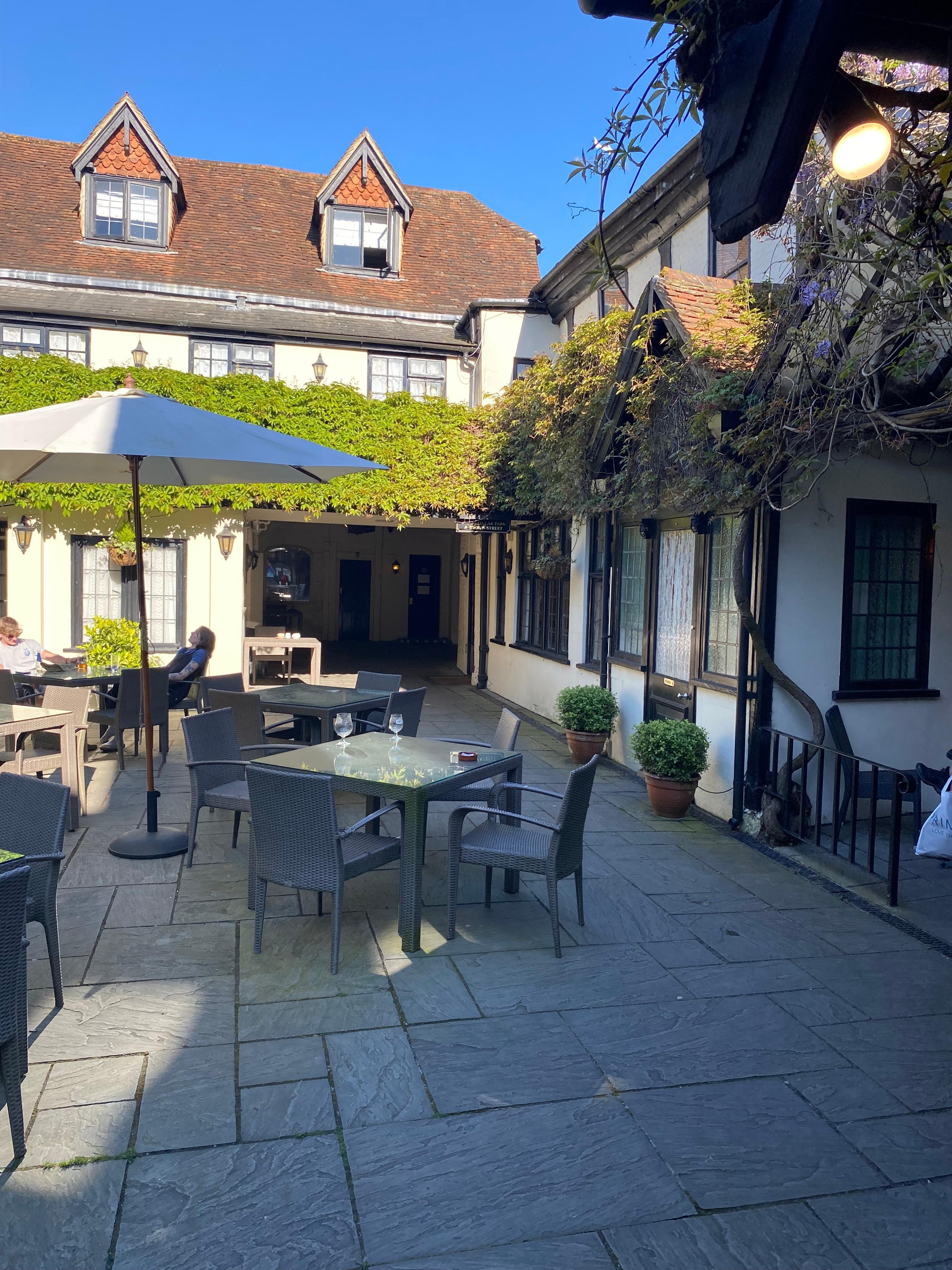 Beautiful and relaxing court yard. Great for having a drink and visiting with great people. 