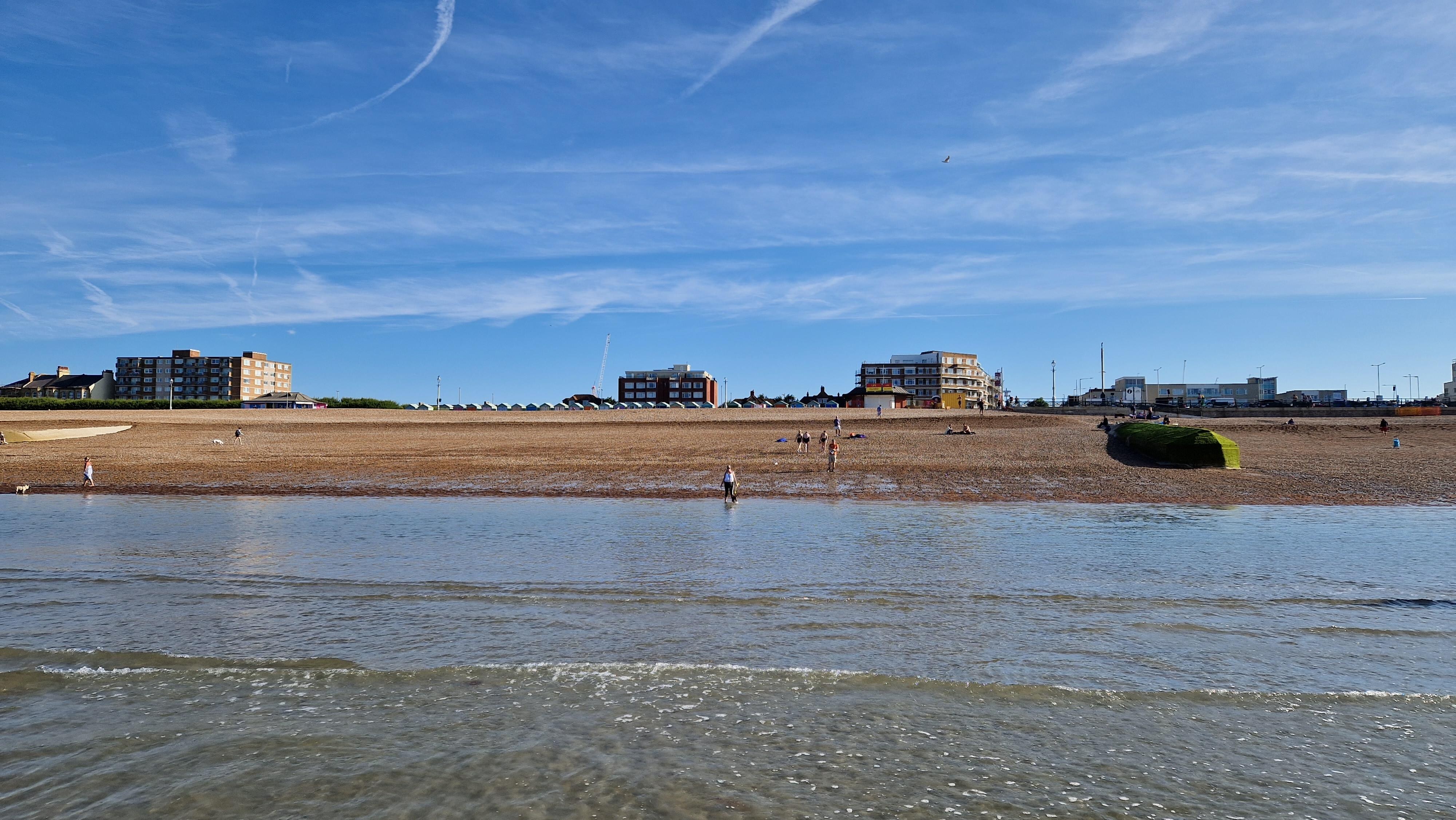 Hotellet sett fra havet