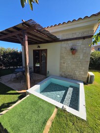 Plunge Pool - Deluxe Room