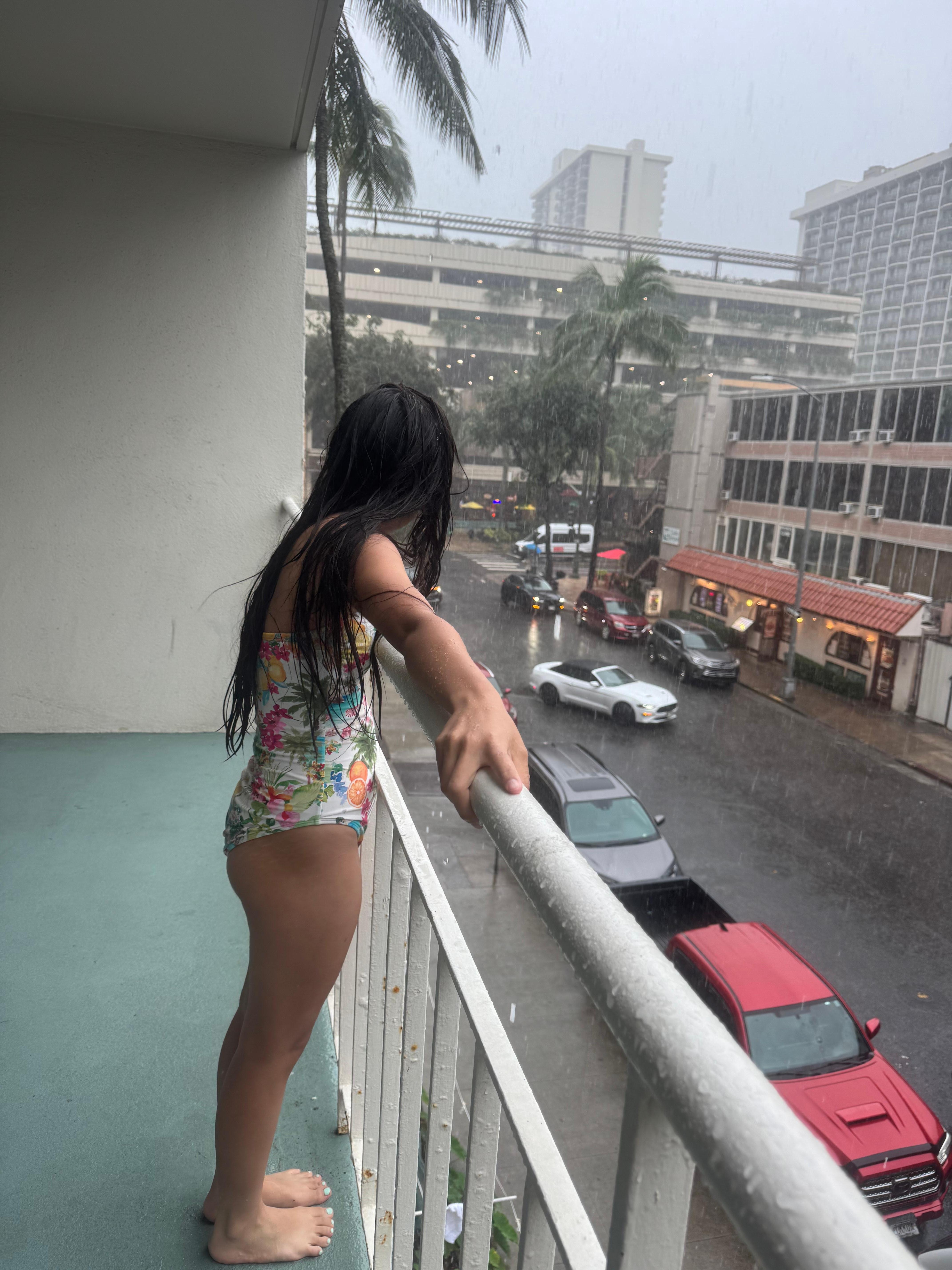 3rd floor on street view it’s was on March 20th in the bad weather but beautiful view 