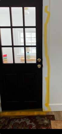 Same as in kitchen. No seal around door